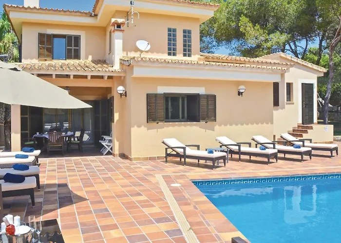 Stunning Home In Bahia Azul-Badia Blava